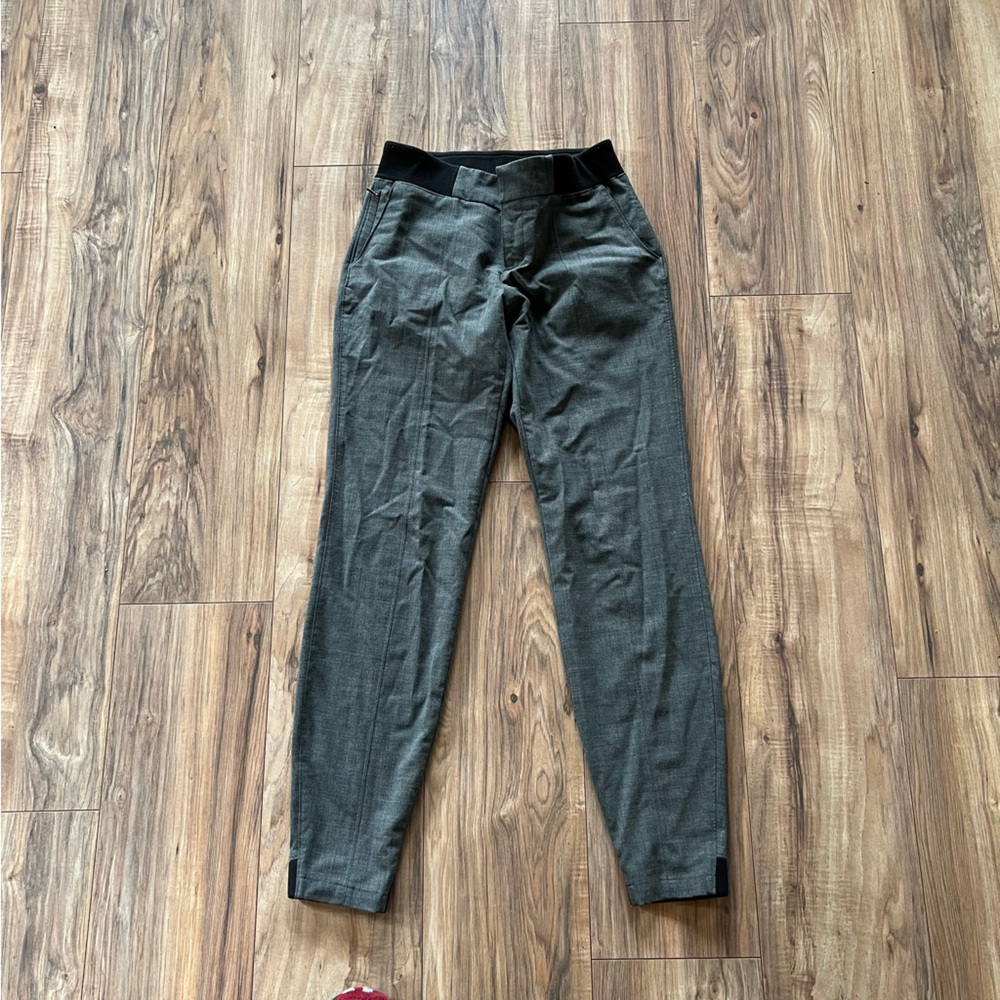 Wool Athleta joggers 6 tall